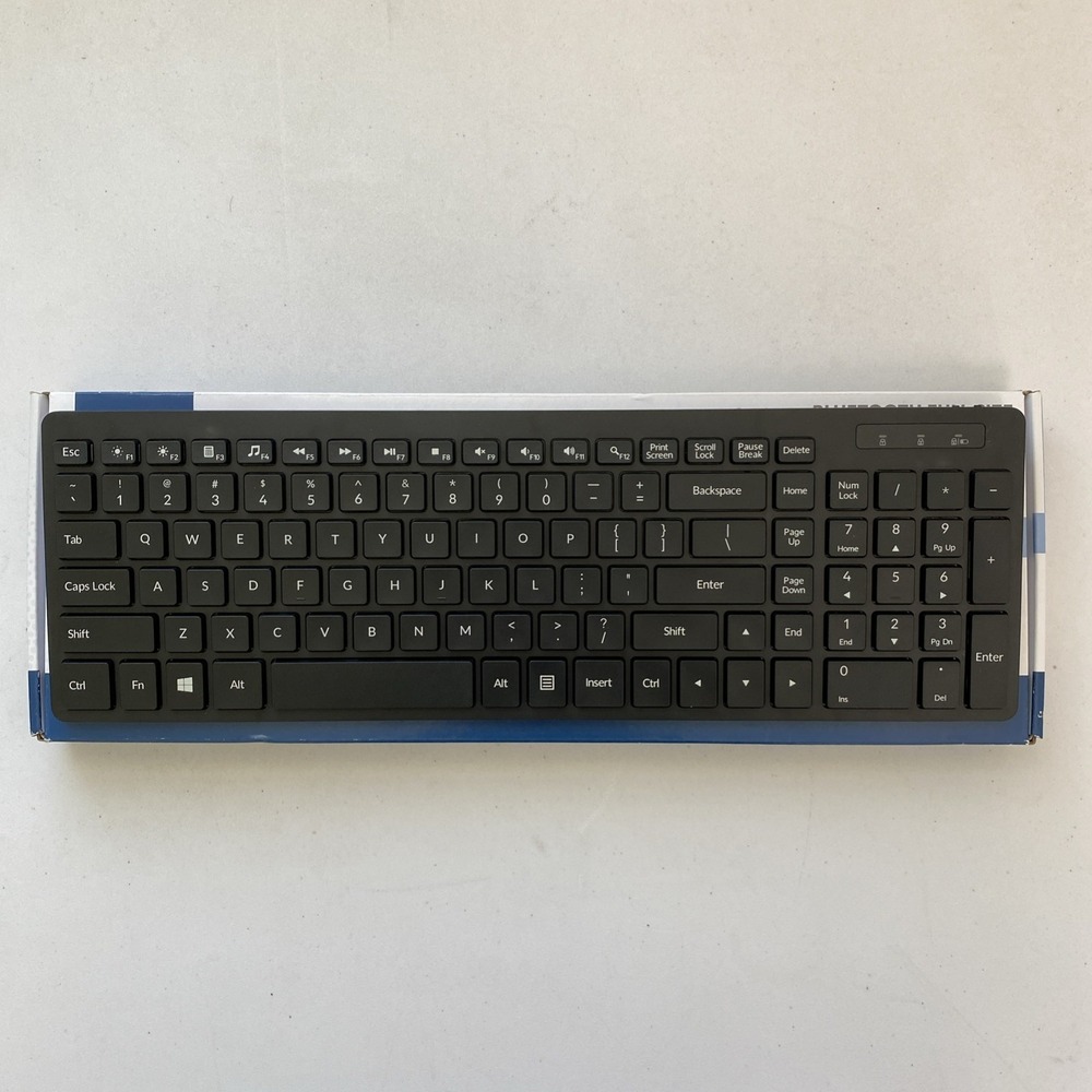 Insignia‎ - Full-size Bluetooth Scissor Switch Keyboard - NS-PK3KCB2 - GRADE A
